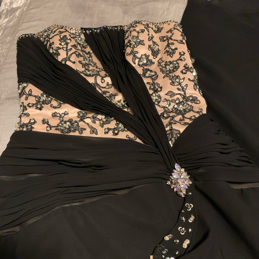 Black & Cream Strapless Prom Dress